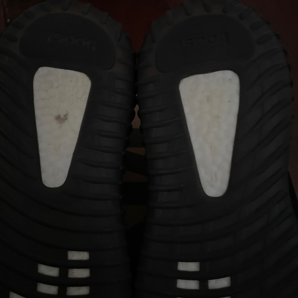 ❌SOLD❌ Adidas Yeezy OREO Boost 350 V2 Core Black - Picture 14 of 17